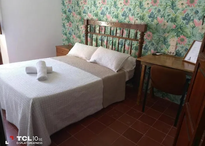 Pensión Ca De L'alfas 3*